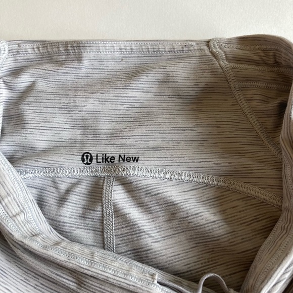 Lululemon Grey White High Rise Leggings size 4 - Picture 12 of 12